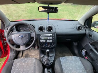 Ford Fiesta 1.3 51kw benzín - 14