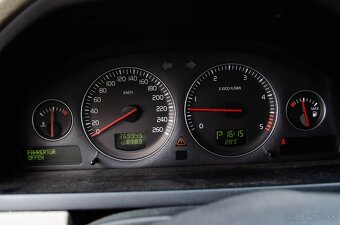 Volvo XC90 XC 90 D5 Summum A/T 7m - 14