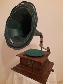 Predám jedinečný starožitný gramofón značky Columbia ca 1910 - 14