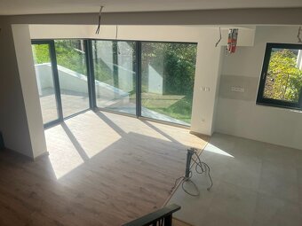 Znížená cena, predaj 5-izb. novostavby,Horný Vadičov,1082m2. - 14