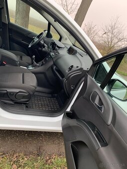 Opel Meriva 1,6 CDTI - 14