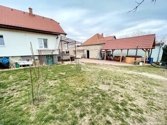 Na predaj 4izbový RD s podkrovím Partizánske, pozemok 1009m² - 14