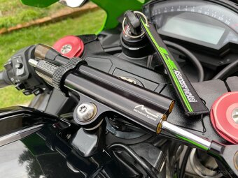 KAWASAKI NINJA ZX10R - 14