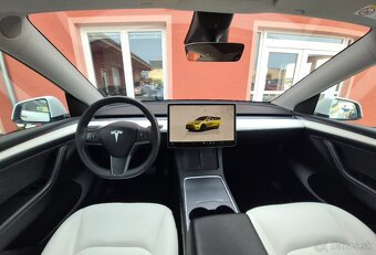 Tesla Model Y Long Range 378kW - 14