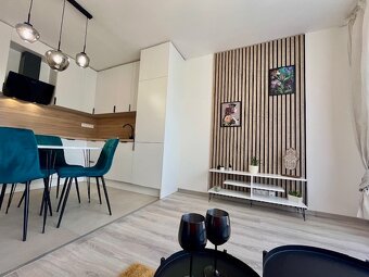 2 izb.byt s balkónom, zariadený, Chrenová, Dlhá ul. - 14