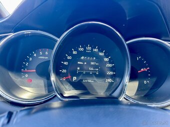 Kia ceed sw gt line - 14