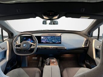 BMW iX xDrive40 - 14