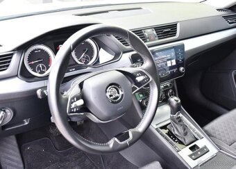 Škoda Superb 2.0TDi ACC NAVI CARPLAY 110 kw - 14