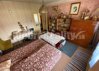 PREDAJ: 5-izbový rodinný dom vo Veľkých Ludinciach - 14