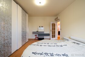 3-izbový byt na Námestí SNP (140m) - 14