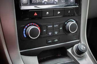 Chevrolet Captiva - 14