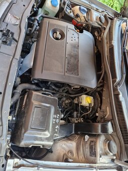 Volkswagen golf 1.6i 77kw 16V. r.v.2004 - 14