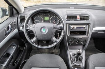 Škoda Octavia 2 z roku 2007 - 14