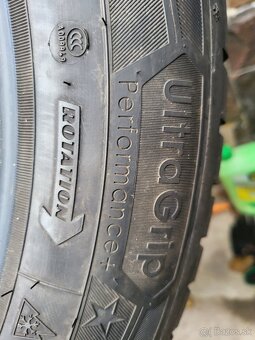 225/55 R17 Goodyear zimne pneumatiky - 14