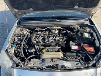 Toyota Avensis - 14