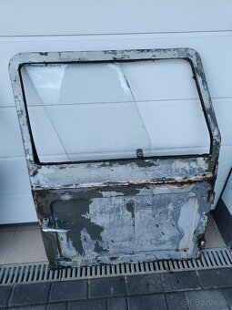 Dvere Aro m461 okná - 14