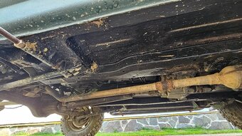 Lada Niva 1.7i 4x4 - 14