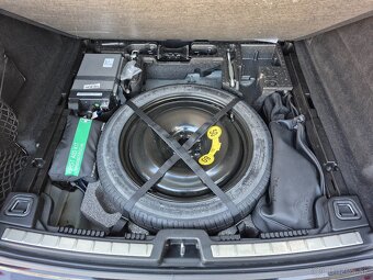 Volvo XC60 B4 Momentum AWD A/T - 14