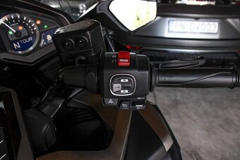 Honda GL 1800 GOLDWING - 14