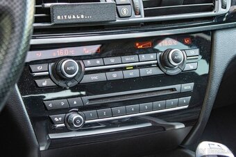 BMW X5 xDrive30d A/T 258PS - 14
