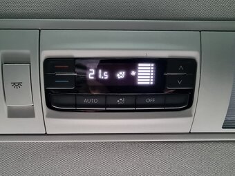 Volkswagen Multivan 2.0 BiTDI 199k 4x4 DSG za 52.900 € s DPH - 14