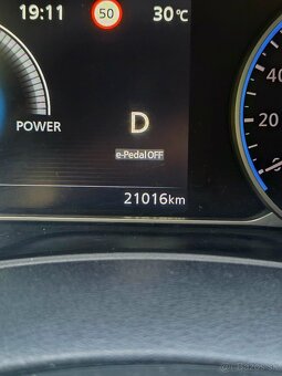 Nissan Leaf N-Connecta 12/2020, 40kw batéria, 110kw - 14