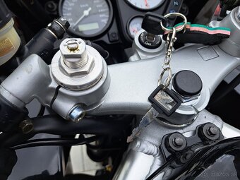 Honda VTR 1000F - 14