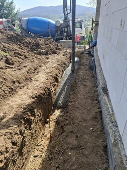 Nákladná preprava sklápač kontajner s hydraulickou rukou - 14