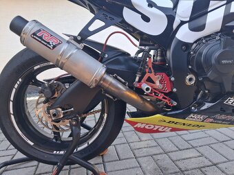 Suzuki GSXR 1000 - 14