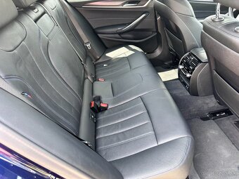 BMW 540d xdrive touring M-Sport - 14