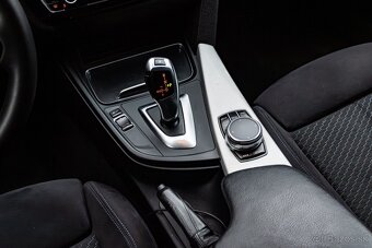 BMW 320d Touring xDrive 140kW / M Sport / - 14