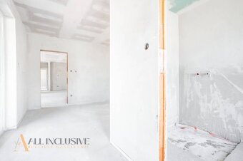 ALL INCLUSIVE | NA PREDAJ 4-IZBOVÝ ROD. DOM-DVOJDOM, BLATNÁ  - 14
