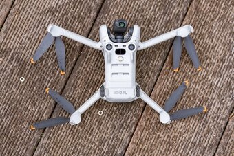 DJI MINI 4 PRO COMBO – TOP STAV + OCHRANNA NA VRTULE - 14