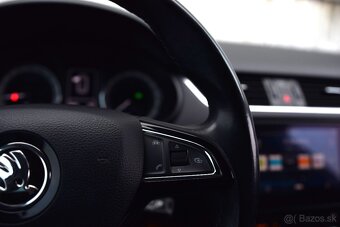 Škoda Octavia Combi SCOUT 2.0TDI DSG GARANCIA KM, NEBURANE - 14