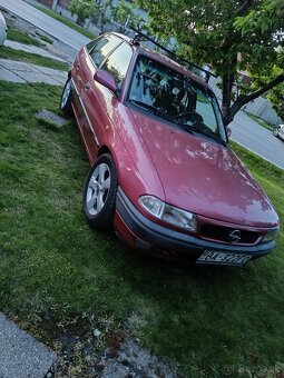 Predám Opel Astra Classic 1.6 benzín. - 14