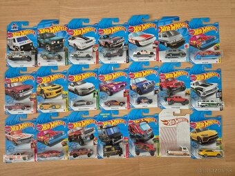Hot Wheels autíčka mix - 14