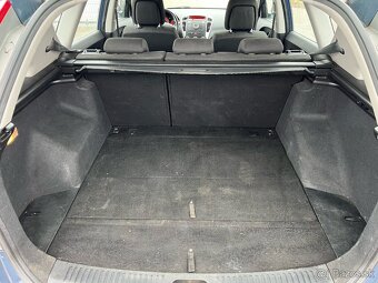 Kia Ceed 1.6 benzín, 91kW, MT/6, rok:02.2012. - 14
