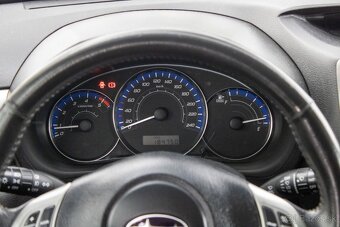 Subaru Impreza 2.0 Diesel XV - 14