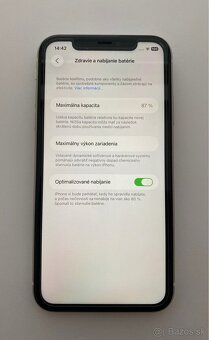 iPhone 11 White, batéria 87% - 14