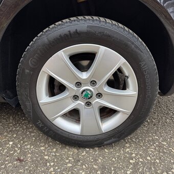 Škoda octavia 2.0 TDi DSG 4x4 - 14