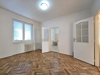 3-izb TEHLOVÝ byt (65m²) s krásnymi parketami / Rastislavova - 14