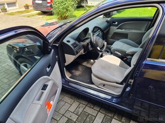 Ford Mondeo TDDI 2.0 Ghia - 14
