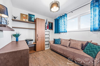 BOSEN | Šikovný rodinný domček s dušou a moderným štýlom - 14