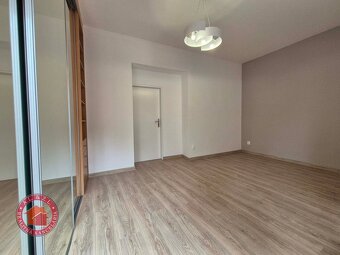 VEĽKÝ 3 izbový BYT SO ZÁHRADKOU a GARÁŽOU V SENCI – CENTRUM  - 14
