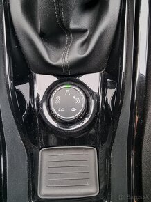 Peugeot 2008 1.6 BlueHDi 100 Allure za 9.990 € - 14
