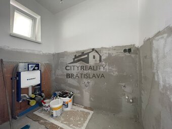Na predaj - Smart Moderný 4 izb. rod.dom - bungalov s luxusn - 14