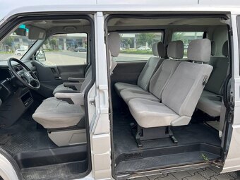 Volkswagen Caravelle 2.5 TDi 9 míst digi klima TZ - 14