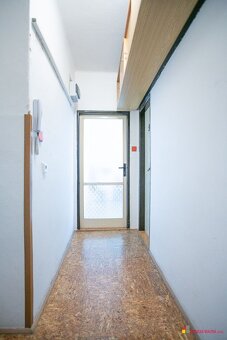 Na predaj 2 izbový byt v Košeci - 14