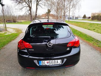 Predám Opel Astra J - 14