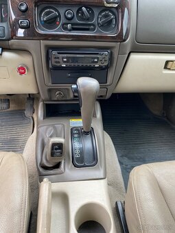 Mitsubushi pajero sport 3,0 benzín +plyn - 14
